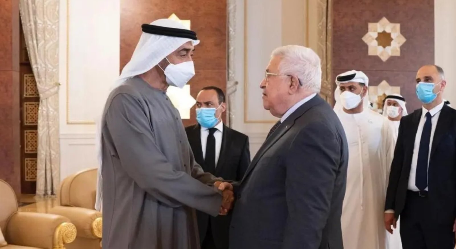 Mahmoud Abbas en los Emiratos