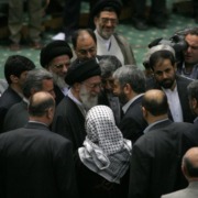 Reunión de líderes de Hamás con los ayatollahs iraníes. Una relación de larga data